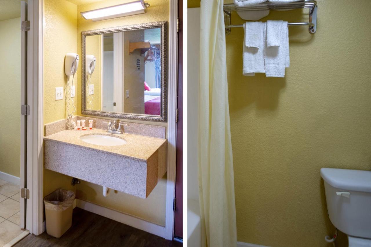 Woodridge Inn And Suites 마이애미 외부 사진