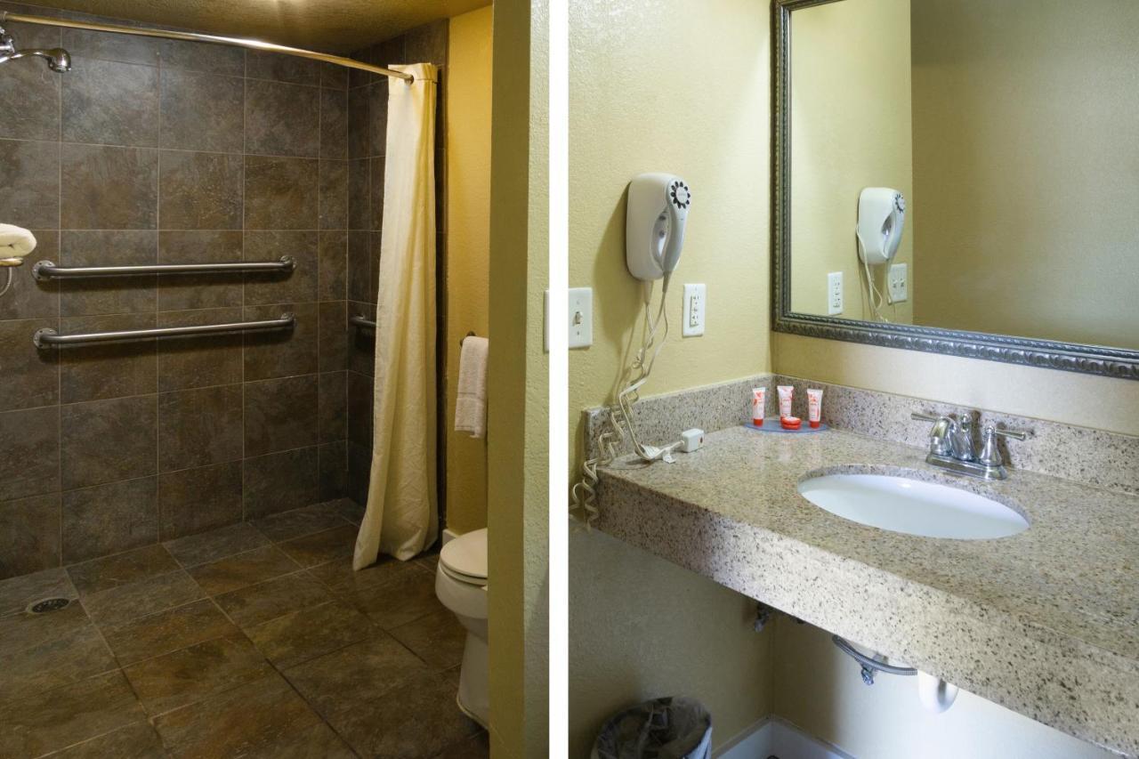 Woodridge Inn And Suites 마이애미 외부 사진