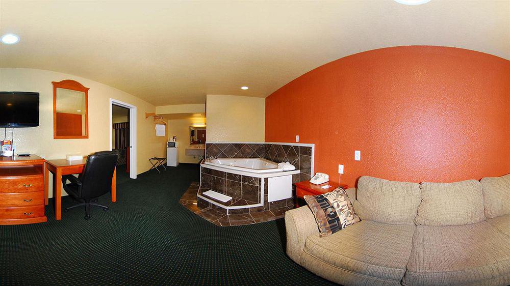 Woodridge Inn And Suites 마이애미 외부 사진